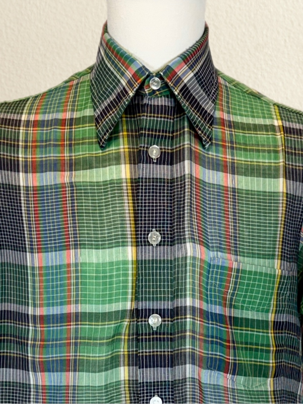 VINTAGE 70s disco dagger collar men’s shirt button down short sleeve green plaid